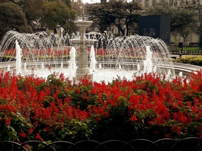 600 у.о. за кв.м. в Центрі міста, окрема будівля 