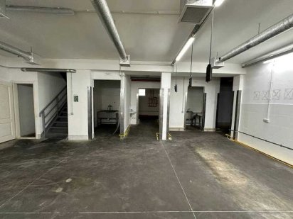 Продається велике комерційне приміщення Ивано-Франковск