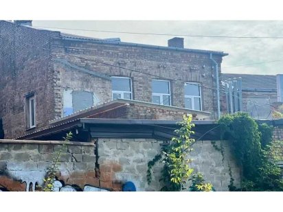 Частина адмінприміщення Луцьк, вулиця Лесі Українки, 9. Луцьк