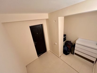 Комора Кладова, 2 поверх. ЖК «Щасливий», Петропавлівська Борщагівка. Петропавлівська Борщагівка