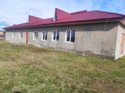 Одноповерхова будівля 293,6 м2 0,9 га Любешів, Європейська 4 Луцьк