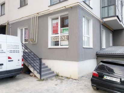 Приміщення під магазин, салон, офіс тощо, вул.Виноградна, 62 кв/м Ивано-Франковск