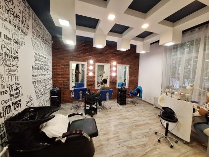 Продається комерція в центрі 1поверх. Ивано-Франковск