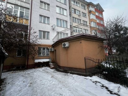 Продам комерційне приміщення Ивано-Франковск