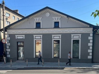 Приміщення вільного призначення в центрі міста, Чорновола, 89 Івано-Франківськ
