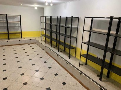 Продається просторе комерційне приміщення в центрі Ивано-Франковск