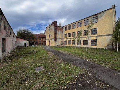 Оренда майнового комплексу колишньої швейної виробниче приміщення Борислав