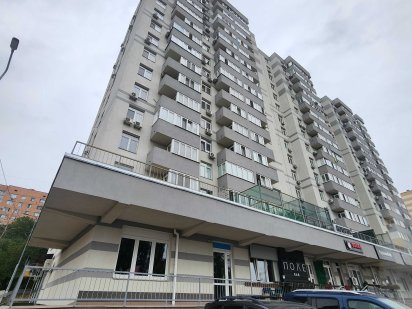 Пропонується в довгострокову оренду фасадне комерційне приміщення. Вышгород