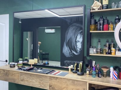 Сдается место в аренду для Барбершоп , парикмахера Каменское