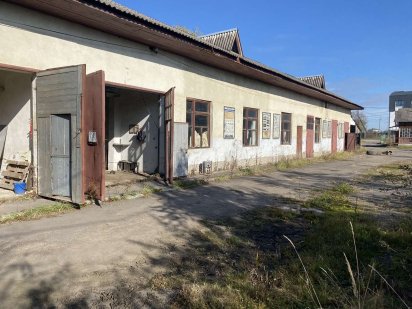 Оренда нежитлових приміщень офісів, складських приміщень , парковки Дрогобыч