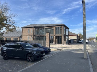 Оренда торгівельної площі на вул. Некрасова