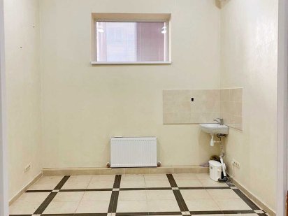 Сдам помещение со своим умывальником, и водой! Отопление! Ремонт! Черноморск