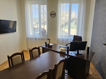 Офіс, кабінет... Калуш