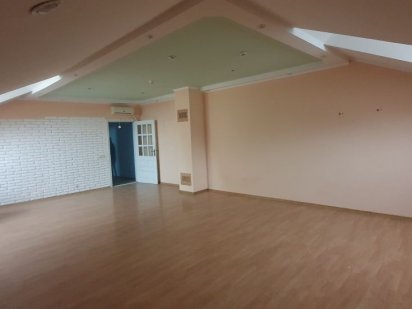 Здам комерційне приміщення в центрі Кам'янець-Подільський