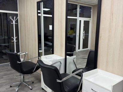 Здам місце перукаря в оренду Коцюбинское