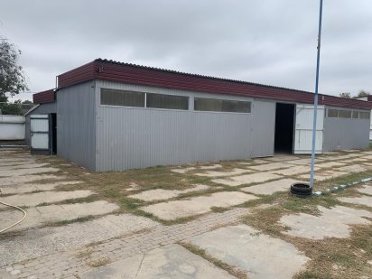 Складське приміщення зі складською зачиненою територією та офісом Лубны