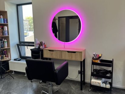 Здам в суборенду робоче місце Самар