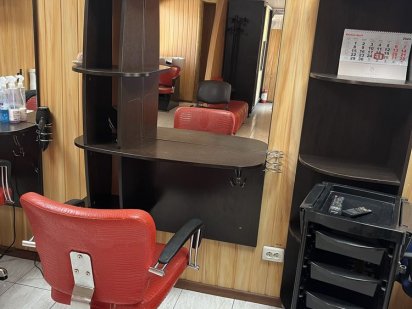 Здам місце в оренду для перукаря Обухов