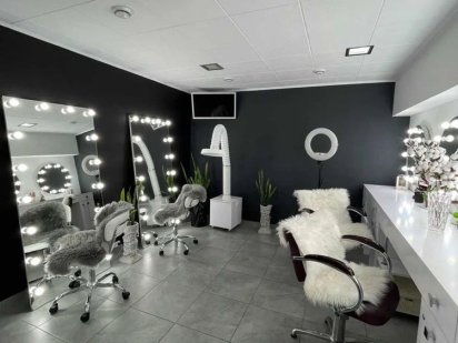 Робоче місце Манікюр/Перукар/бровіст Прилуки