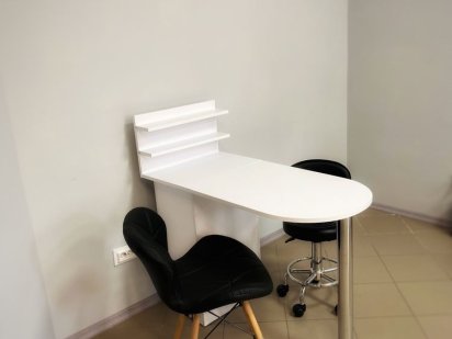 Місце в оренду для майстра манікюру Сміла