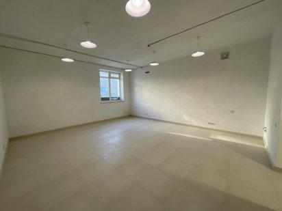 Оренда приміщення з новим ремонтом. Закритого типу. Озерна, біля озера Хмельницький