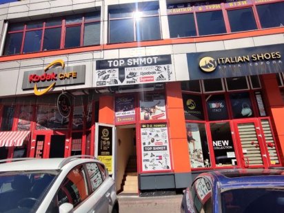 оренда (продаж) приміщення під магазин / салон в діючому ТЦ Хмельницький