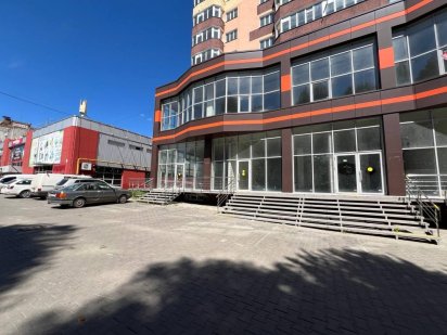 Фасадна комерція в оренду 144.7 м2, Гречани Хмельницький