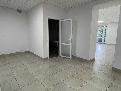 Оренда комерційного приміщення 98 м кв ЦОКОЛЬ Хмельницкий