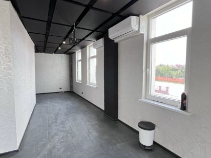 Оренда  приміщення з хорошим ремонтом Хмельницький