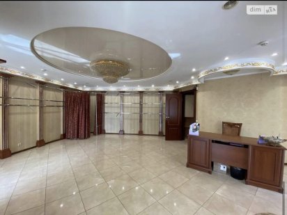 Оренда фасадної комерції в Центрі Хмельницкий