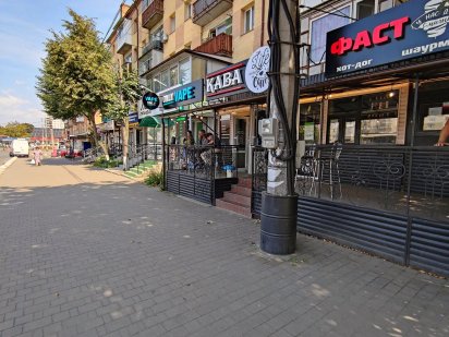 Здаться фасадне приміщення на залізничному вокзалі Хмельницький