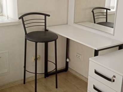 Оренда робочого місця майстра бровіста або візажиста Михайлівці