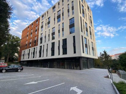 Оренда приміщення 192 м2, у зданому офісному центрі, власник Хмельницкий