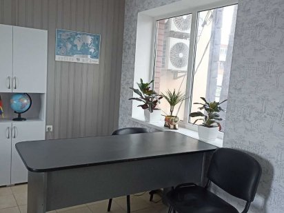 Здам в оренду робоче місце в офісі у самому центрі міста(дівчині) Хмельницкий