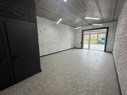 Здам в оренду комерційне приміщення Рованцы