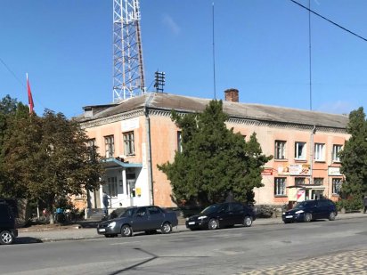 ОРЕНДА - приміщення 1 – го поверху площею 177,50 кв. м. м. Баранівка Барановка