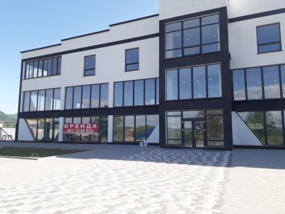 Аренда преміщень.магазину.кафе.ресторану Тячев