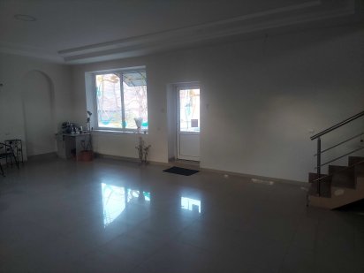 Оренда приміщення Русская Поляна