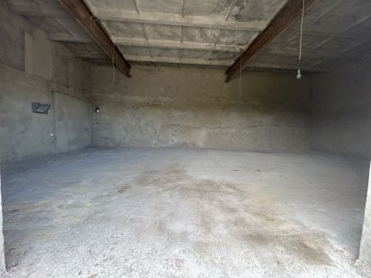 Оренда склади складські преміщення гараж бокс Свалява