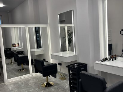 Оренда крісла для перукаря Криховцы