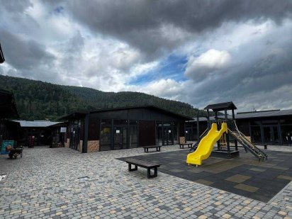 Комерція вільного призначення в ТК Гуцул Плаза, Микуличин Микуличин