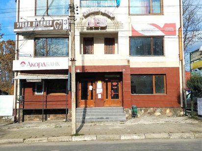 Оренда комерційного приміщення в центрі міста Надворная
