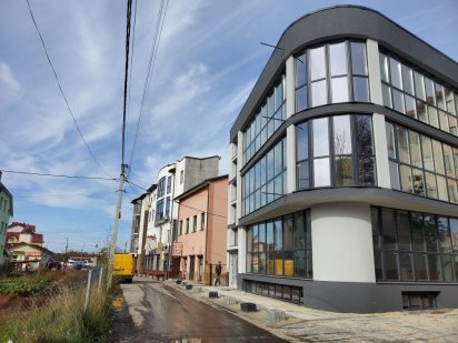 продаж/оренда  комерційного приміщення в м.Богородчани Богородчани