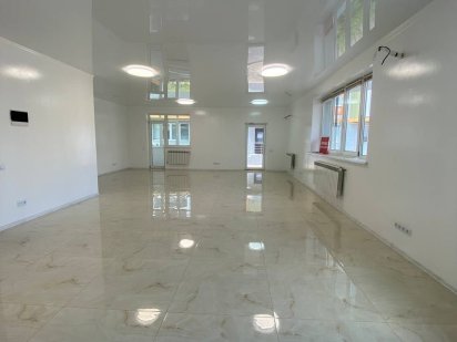 Приміщення під офіс, студію або кабінет в аренду Гатне, "Фемілі -1" Гатное