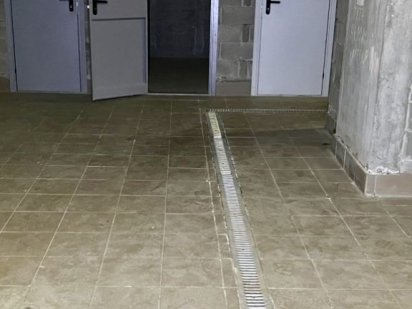 Сдам кладовку 4 кв м Гатное