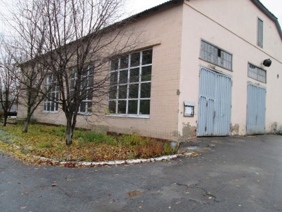 Залишились вільні місця, бокс від 220 м² з ямами під СТО для авто, Сквира