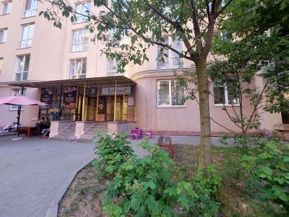 Комерційне фасадне під офіс,  торгівлю чи послуги Чайка Чайки