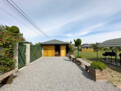 Оренда приміщення (равликова ферма) з ділянкою  14 сот в с.Солонка Солонка