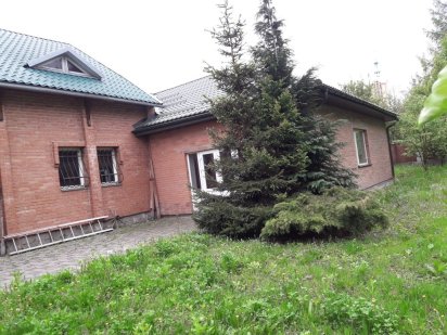 Оренда приміщення під бізнес в Солонці перша лінія траси Київ,Чоп Солонка