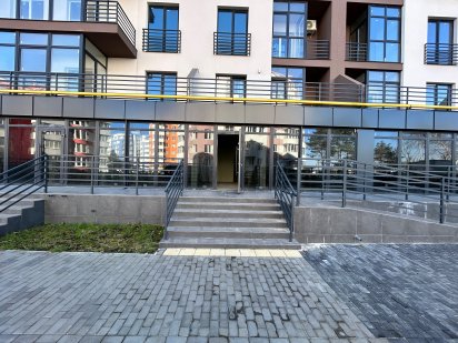 Здам в оренду комерційне приміщення Новояворівськ